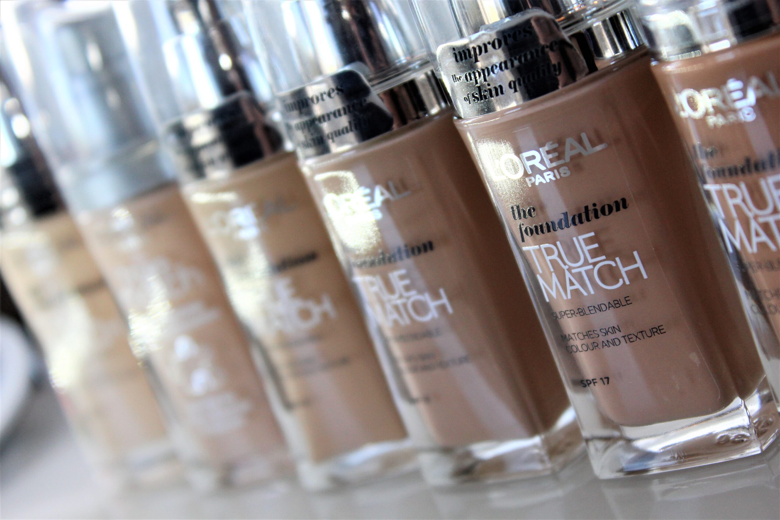 LOREAL THE TRUE MATCH FOUNDATION – IVORY D3/W3 - Beauty & Beyond Cosmetics
