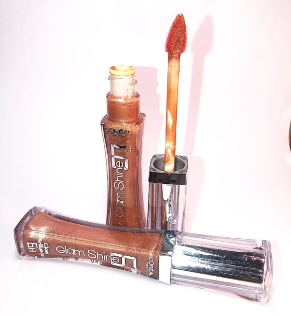 LOREAL GLAM SHINE LIP GLOSS 6HR WEAR - 300 GOLDEN TATTOO